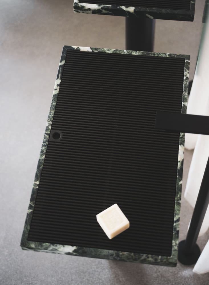 ACER0996_+ACER0997F_ | Ell Grid | Designer Washbasins